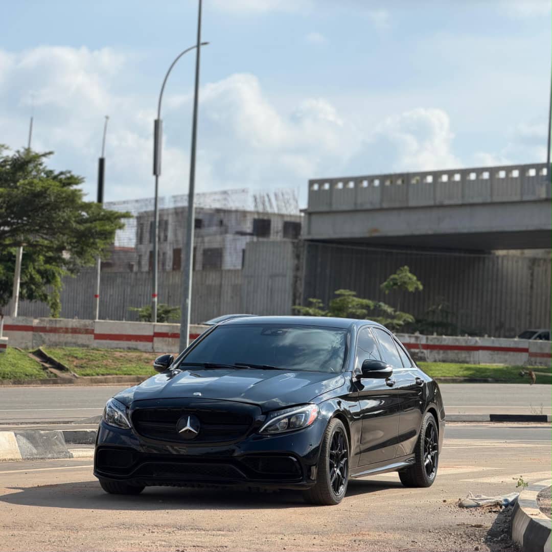 
								GIVEAWAY DEAL‼️‼️‼️ FOREIGN USED MERCEDES BENZ C63 2018 V8 WITH DUTY GOING FOR JUST 46.5M WITH SAMBO LOCATION ABUJA📍 ZERO CHAIN DEAL full									