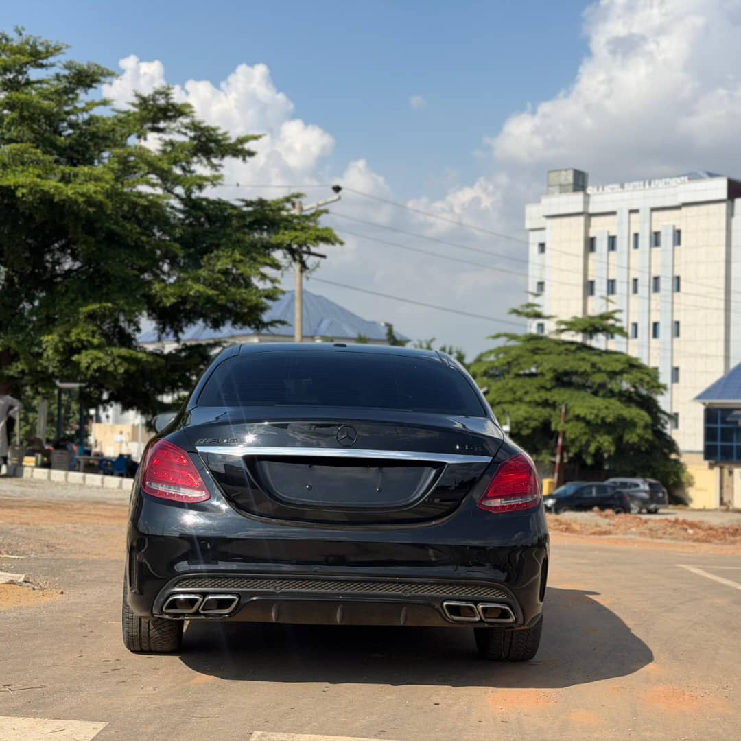 
								GIVEAWAY DEAL‼️‼️‼️ FOREIGN USED MERCEDES BENZ C63 2018 V8 WITH DUTY GOING FOR JUST 46.5M WITH SAMBO LOCATION ABUJA📍 ZERO CHAIN DEAL full									