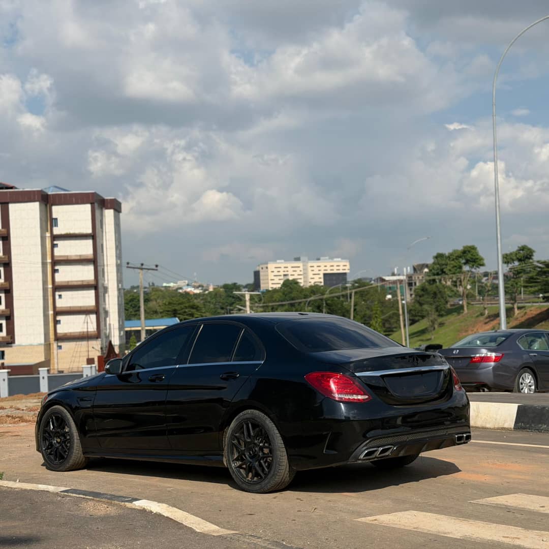 
								GIVEAWAY DEAL‼️‼️‼️ FOREIGN USED MERCEDES BENZ C63 2018 V8 WITH DUTY GOING FOR JUST 46.5M WITH SAMBO LOCATION ABUJA📍 ZERO CHAIN DEAL full									