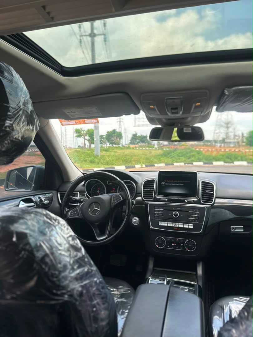 
								Giveaway Deal‼️‼️‼️ (159k Mileage) 2026 Entry Foreign Used 2016 Mbenz Gle350 Car is in pristine condition (Accident Free) Full Option (Keyless Powerbooth & Sunroof) with original duty all going for just 31m Net with sambo with me (Moveable) Lugbe Abuja📍 ZERO CHAIN DEAL full									