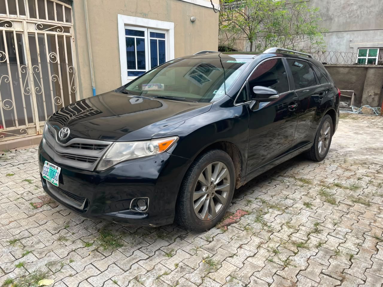 
								Quick Sale Toyota Venza 2009 With Untempered 4Plug engine and gear, ac is freezing 🥶 with original duty~ 🏷️8.5M Net 📍Apo Abuja full									