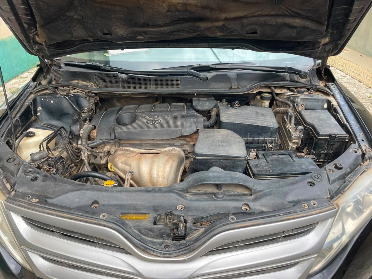 
								Quick Sale Toyota Venza 2009 With Untempered 4Plug engine and gear, ac is freezing 🥶 with original duty~ 🏷️8.5M Net 📍Apo Abuja full									