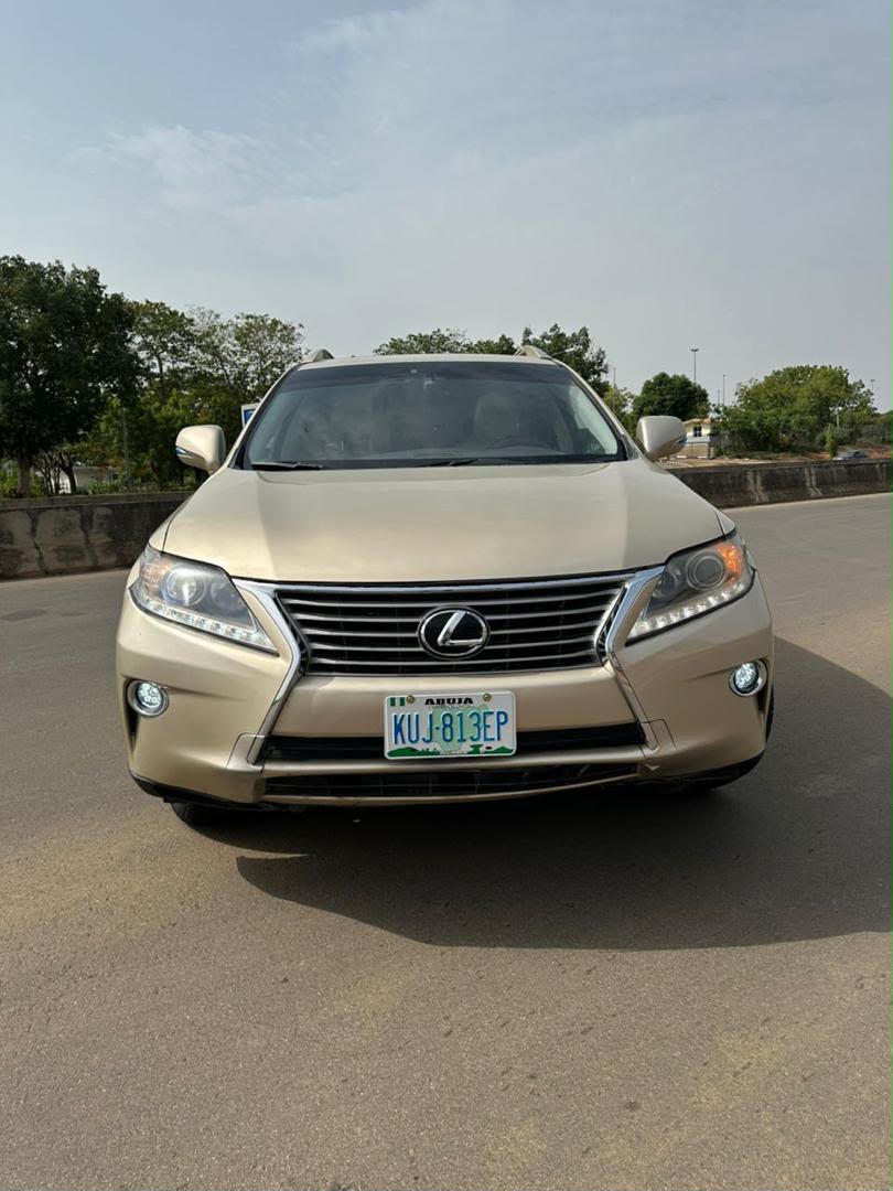 
								DISTRESS 🚨: Clean Lexus Rx350 2010 🆙 2015 – Full Option 🏷️ 12.8m •Keyless •Infotainment System with Mouse •Sunroof •Custom Duty full									
