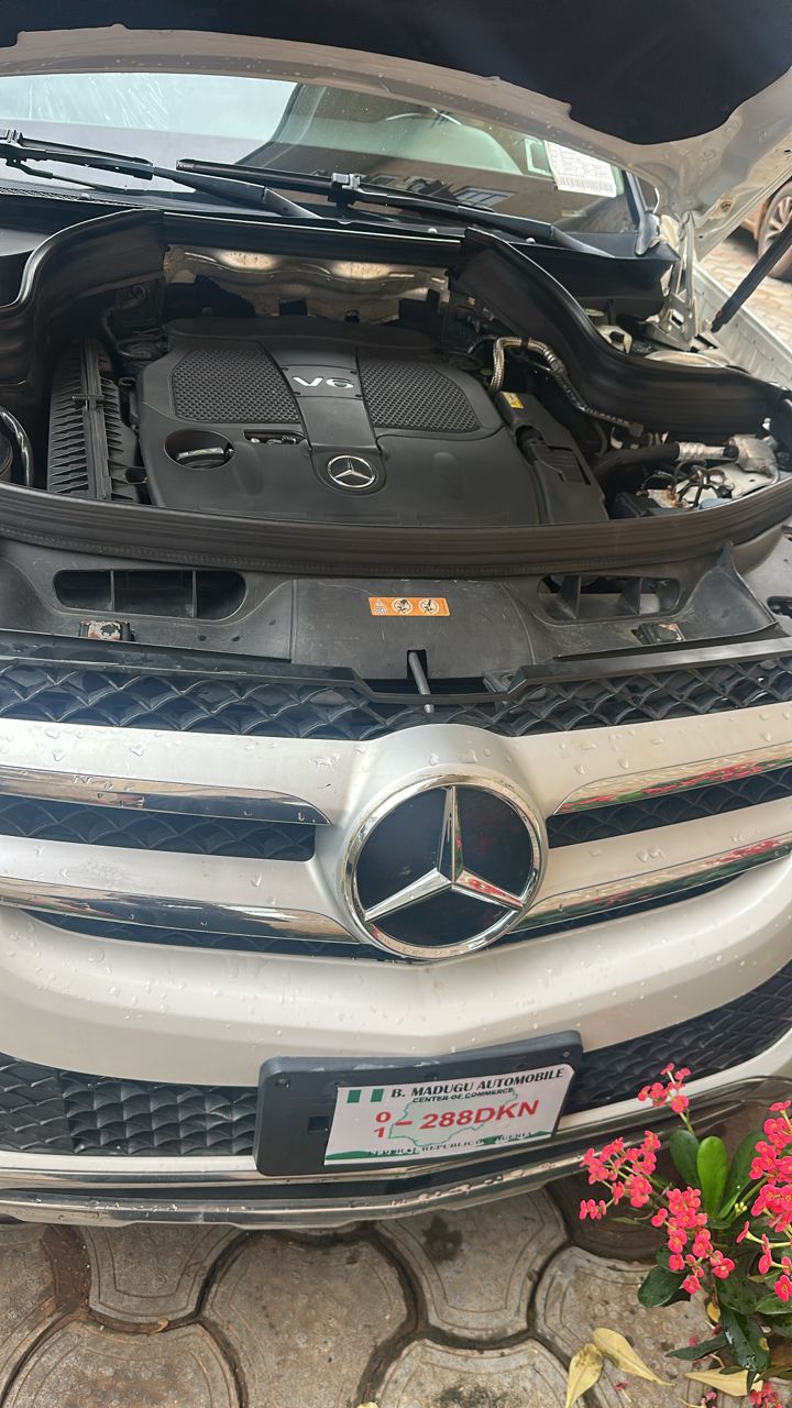 
								2013 Direct Belgium MERCEDES-BENZ GLK350WITH A CLEAR DUTY‼️ REVERSE CAMERA‼️AND OTHERS…HEADED FOR 16 MILLION NAIRA ONLY full									
