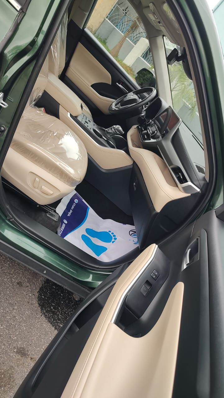 
								Good Deal Direct Belgium 🇧🇪 Highlander XLE 2023 AWD With Original Duty✅ Going For Just 🏷️65M Net 📍Abuja Deal full									