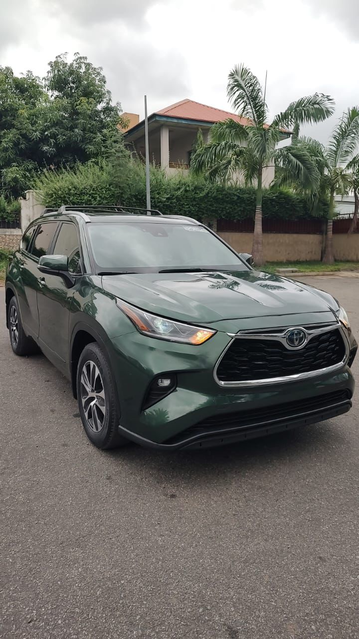 
								Good Deal Direct Belgium 🇧🇪 Highlander XLE 2023 AWD With Original Duty✅ Going For Just 🏷️65M Net 📍Abuja Deal full									
