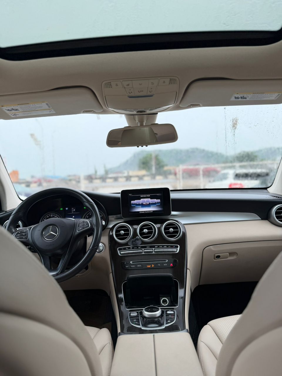 
								New Entry Foreign used 2017 GLC300 Mercedes Coupe  Price: 50 million net buyr 2m👌  📍Abuja full									