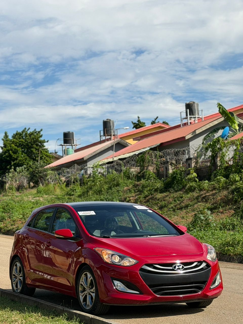
								Distress Sell Toks Standard Hyundai Elantra GT 2013 for just 9.5M Abuja full									