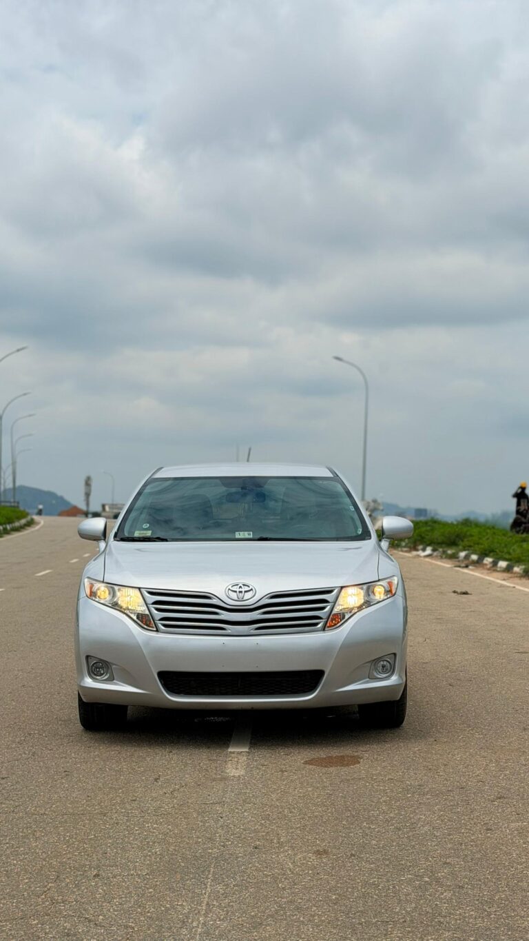 FOREIGN USED 🇺🇸 2011 TOYOTA VENZA LE WITH KEY ENTRY,V4 ENGINE, AC FREEZING 🥶 AND VERIFIED DUTY VALID FOR 16.8 MILLION NAIRA ONLY