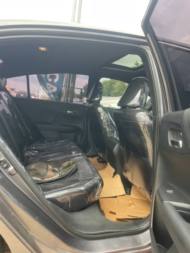 
								Foreign Use 2017 Honda Accord Sport With Original Duty,Full Option  Price:16.8M buyer settle 300k 👌  📍Abuja full									