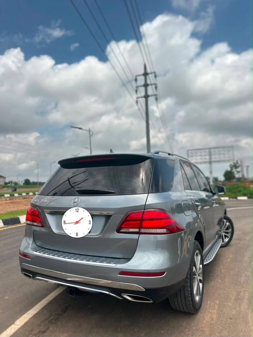 
								Giveaway Deal‼️‼️‼️ (159k Mileage) 2026 Entry Foreign Used 2016 Mbenz Gle350 Car is in pristine condition (Accident Free) Full Option (Keyless Powerbooth & Sunroof) with original duty all going for just 31m Net with sambo with me (Moveable) Lugbe Abuja📍 ZERO CHAIN DEAL full									