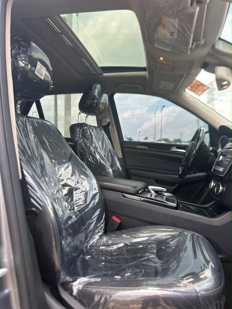 
								Giveaway Deal‼️‼️‼️ (159k Mileage) 2026 Entry Foreign Used 2016 Mbenz Gle350 Car is in pristine condition (Accident Free) Full Option (Keyless Powerbooth & Sunroof) with original duty all going for just 31m Net with sambo with me (Moveable) Lugbe Abuja📍 ZERO CHAIN DEAL full									