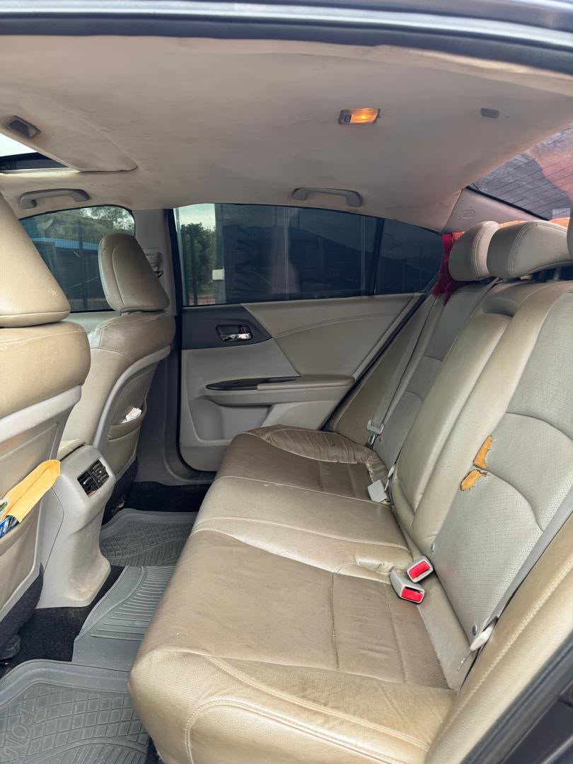 
								Giveaway Deal‼️‼️‼️ Carefully Used Honda accord v6 2013 model fullest option ( Double Screen Sunroof & Keyless) with duty ✅ 7.2m last with Net Apo Abuja full									