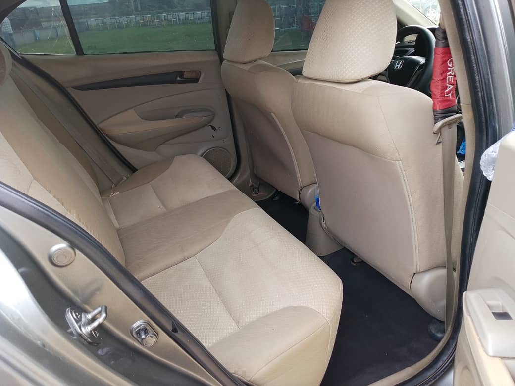 
								Honda CITY 2012 engine and gearbox untouched ac freezing 🥶 just buy and zoom 4.5 million full									