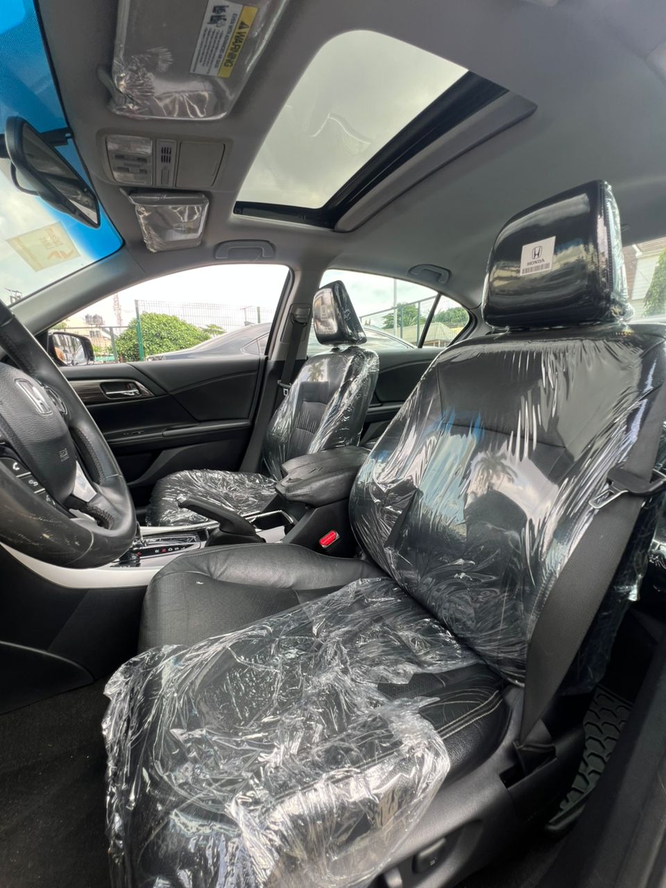 
								DIRECT Belgium 2016 HONDA Accord IN A PRISTINE condition BYE And Drive 📍Abuja 💰16.8m full									
