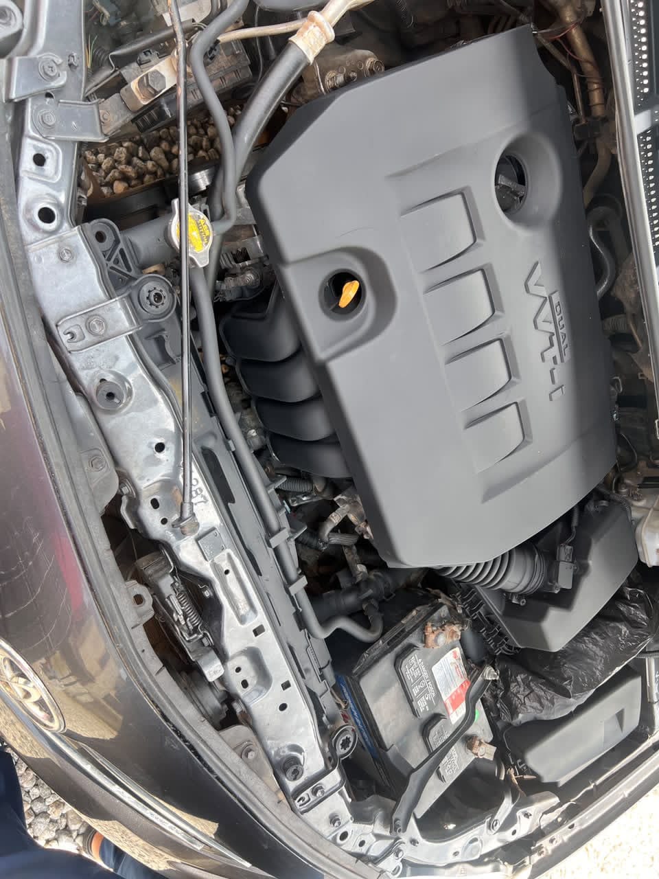 
								GIVEAWAY DEAL‼️‼️‼️ CAREFULLY USED (UNREGISTERED) 2010 TOYOTA MATRIX WITH UNTEMPERED ENGINE AND GEAR, AC IS FREEZING 🥶 WITH DUTY 7.2 NET WITH OUR SAMBO WITH ME LUGBE ABUJA📍 ZERO CHAIN DEAL full									