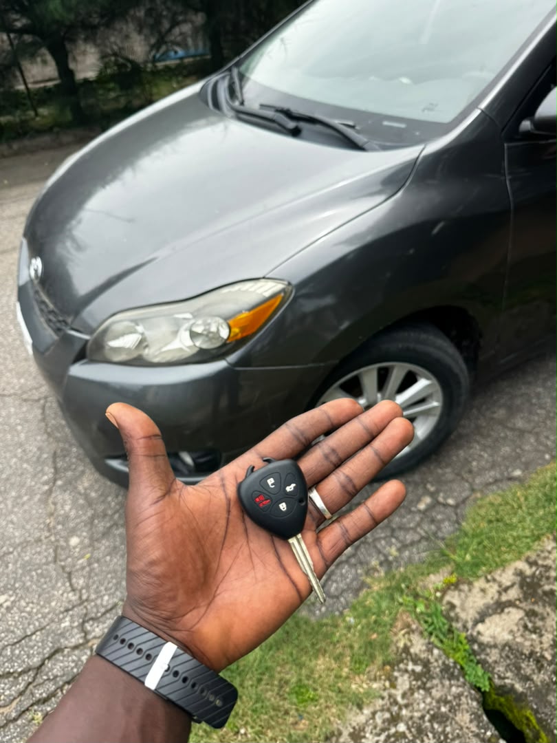
								GIVEAWAY DEAL‼️‼️‼️ CAREFULLY USED (UNREGISTERED) 2010 TOYOTA MATRIX WITH UNTEMPERED ENGINE AND GEAR, AC IS FREEZING 🥶 WITH DUTY 7.2 NET WITH OUR SAMBO WITH ME LUGBE ABUJA📍 ZERO CHAIN DEAL full									
