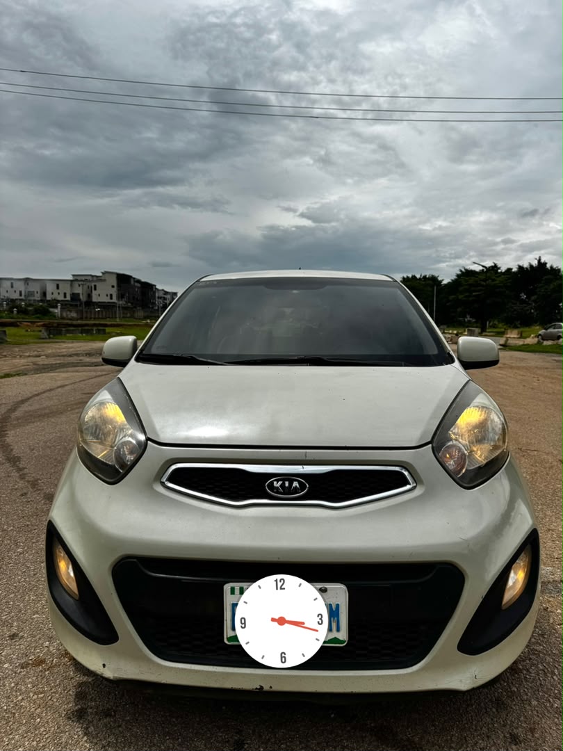 
								Giveaway Deal‼️‼️‼️ Carefully Used 2012 Kia Morning car is in pristine condition with duty going for just 5.7m Net with 200k sambo with me Lugbe Abuja📍 ZERO CHAIN DEAL full									