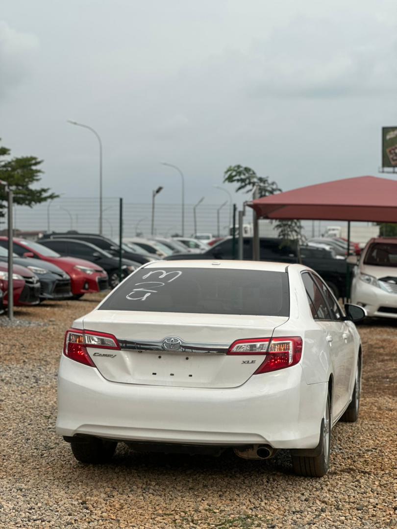 
								GIVEAWAY DEAL‼️‼️‼️ 🛥️NEW ENTRY FOREIGN USED 🇱🇷TOYOTA CAMRY XLE 2014 MODEL FULLEST OPTION KEYLESS, LEATHER SEAT, OPEN ROOF WITH ORIGINAL CUSTOM DUTY GOING FOR JUST 14.8M NET ABUJA📍 ZERO CHAIN DEAL full									