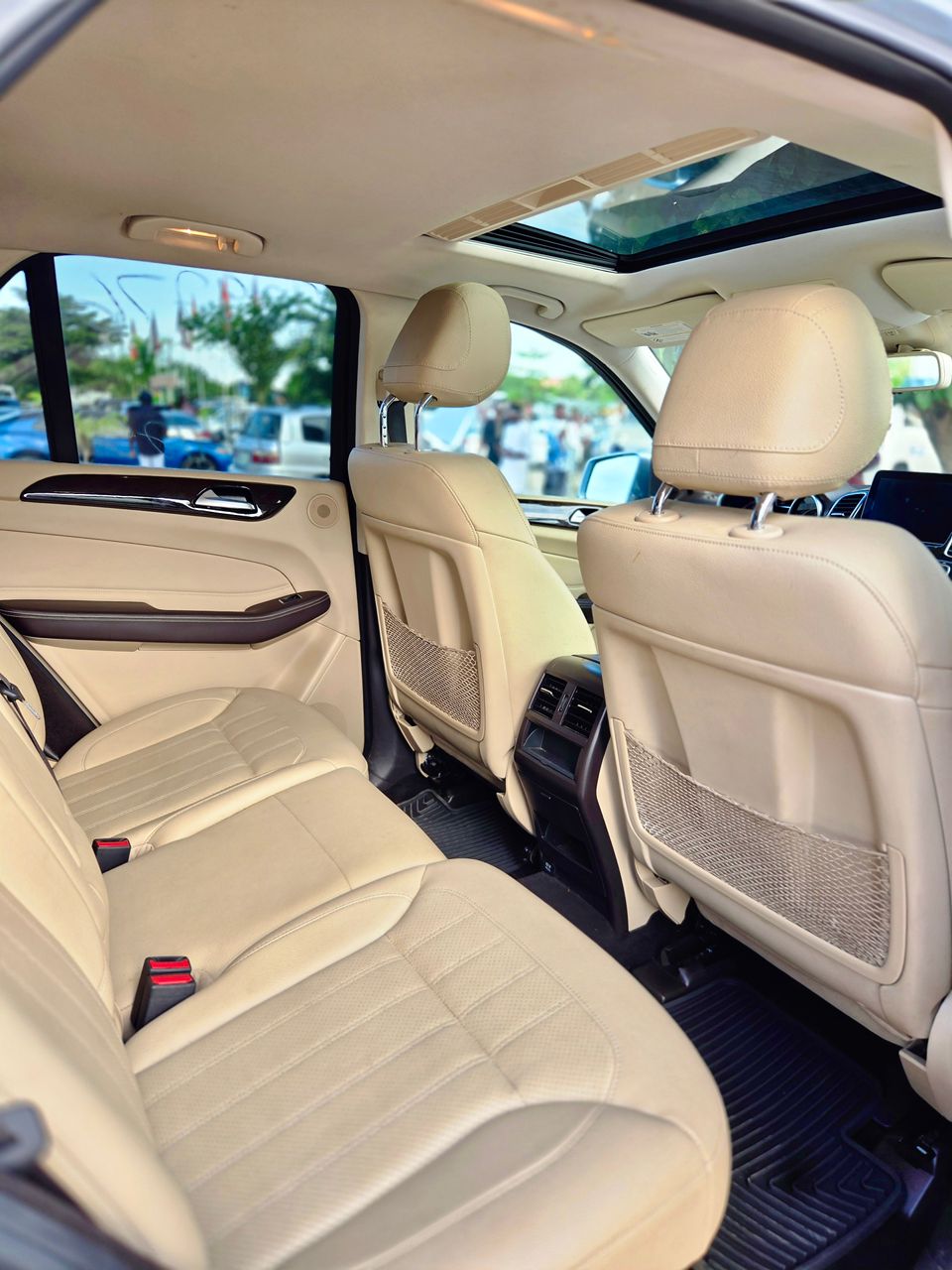 
								Foreign Used Mercedes Benz GLE350 2017 in perfect condition Buy and Drive   34 Million full									
