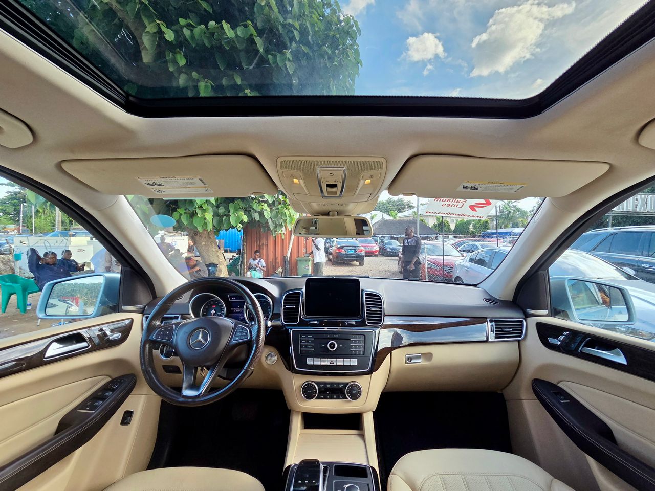 
								Foreign Used Mercedes Benz GLE350 2017 in perfect condition Buy and Drive   34 Million full									