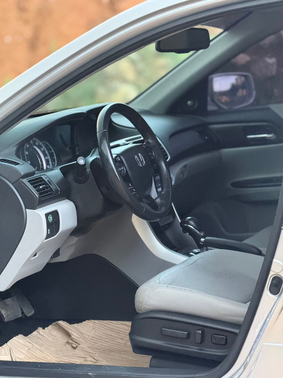 
								FOREIGN USED 2014 HONDA ACCORD EX-L(KEYLESS, SUN ROOF & DOUBLE SCREEN)⚡⚡ WITH PROPER DOCUMENTATION  PRICE:13.8M 📍ABUJA full									