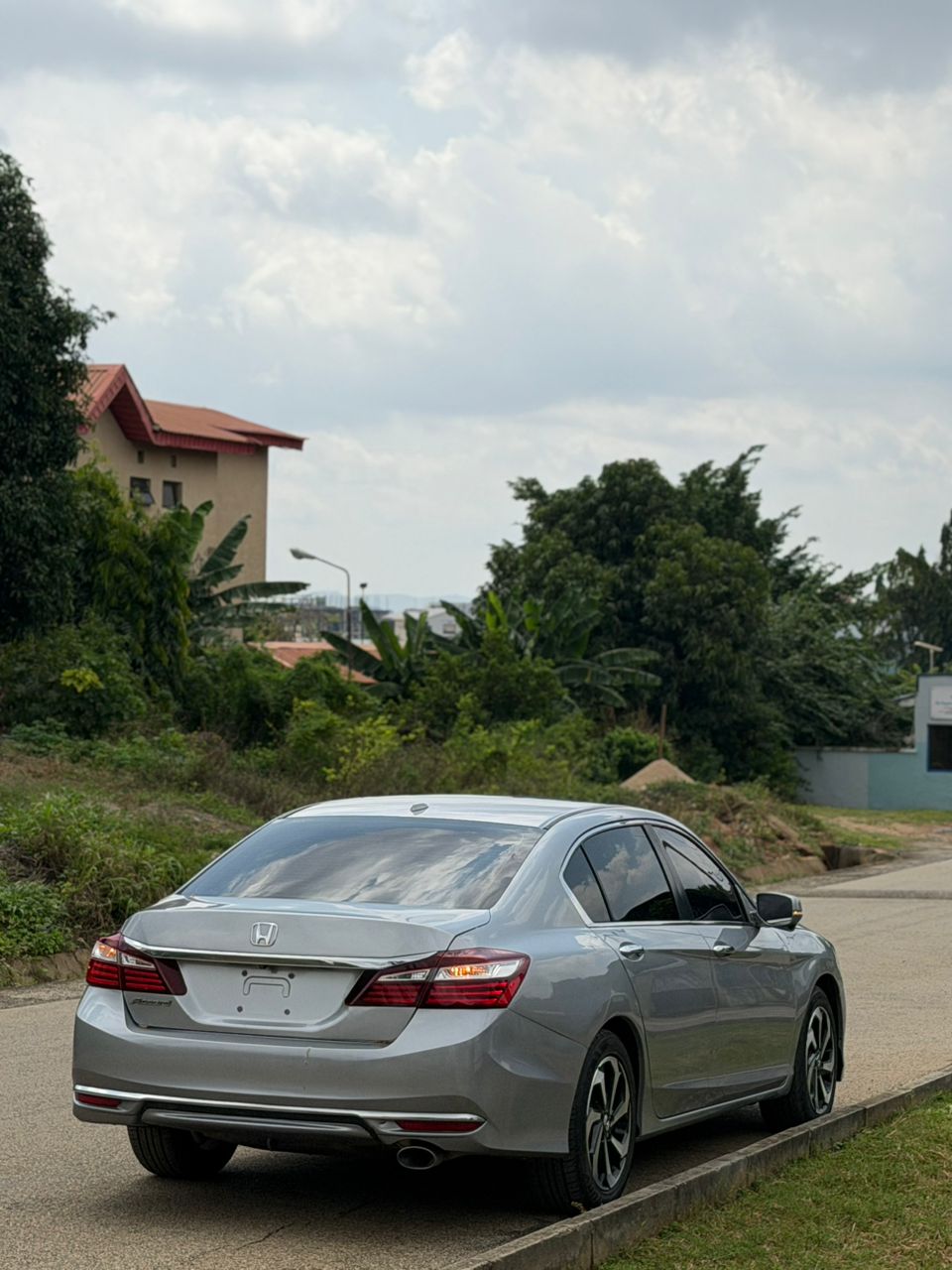 
								Foreign Used Honda Accord 2016 EXL fullest option for just 15.5m Abuja full									