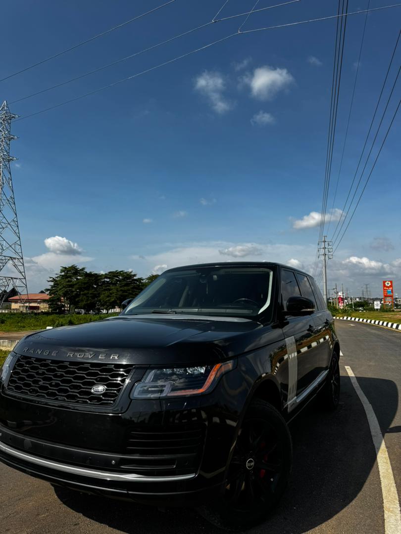 
								Good Deal‼️‼️‼️ 2025 Entry 2013 Neatly facelifted Range Rover Sport HSE car is in pristine condition (Nothing To Fix) fullest option (Keyless Double pano and more) with original duty going for just 30m slightly negotiable with me (Moveable) Lugbe Abuja📍 ZERO CHAIN DEAL full									