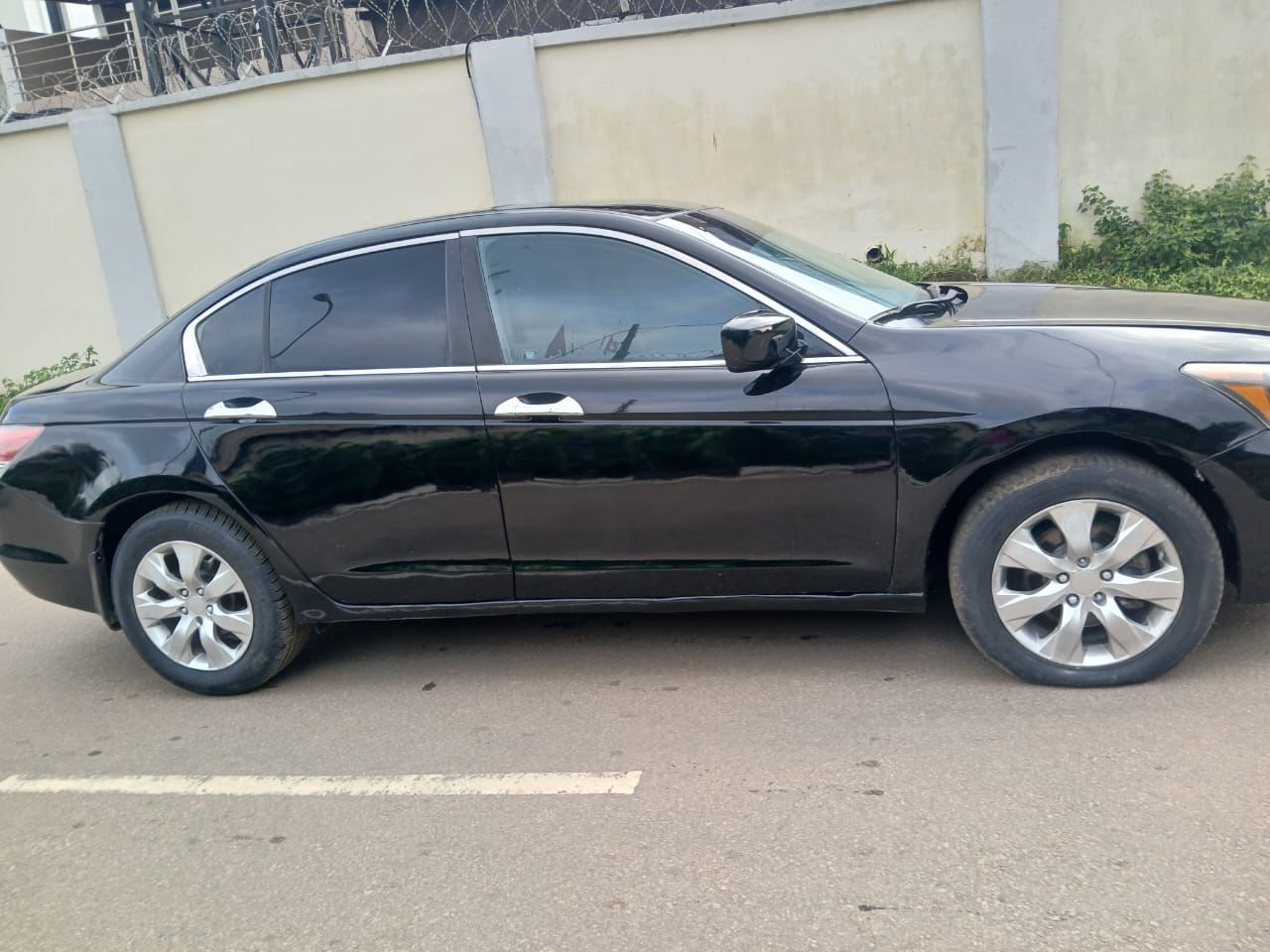 
								Sharp 2008 honda Acord everything working perfectly going for 4.5m location Abuja full									