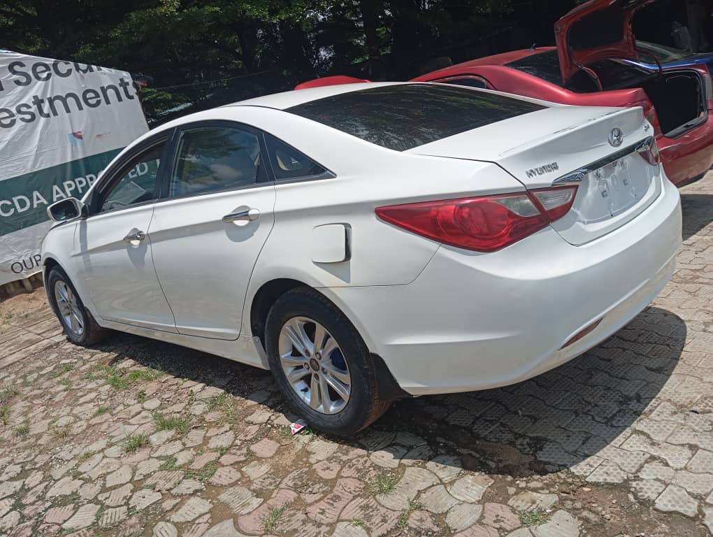 
								DISTRESS  3.4M  HYUNDAI SONATA  CASH NEEDED ASAP… Location is lugbe airport Rd,Abuja….cash needed asap….  DISTRESSS 3.4m full									