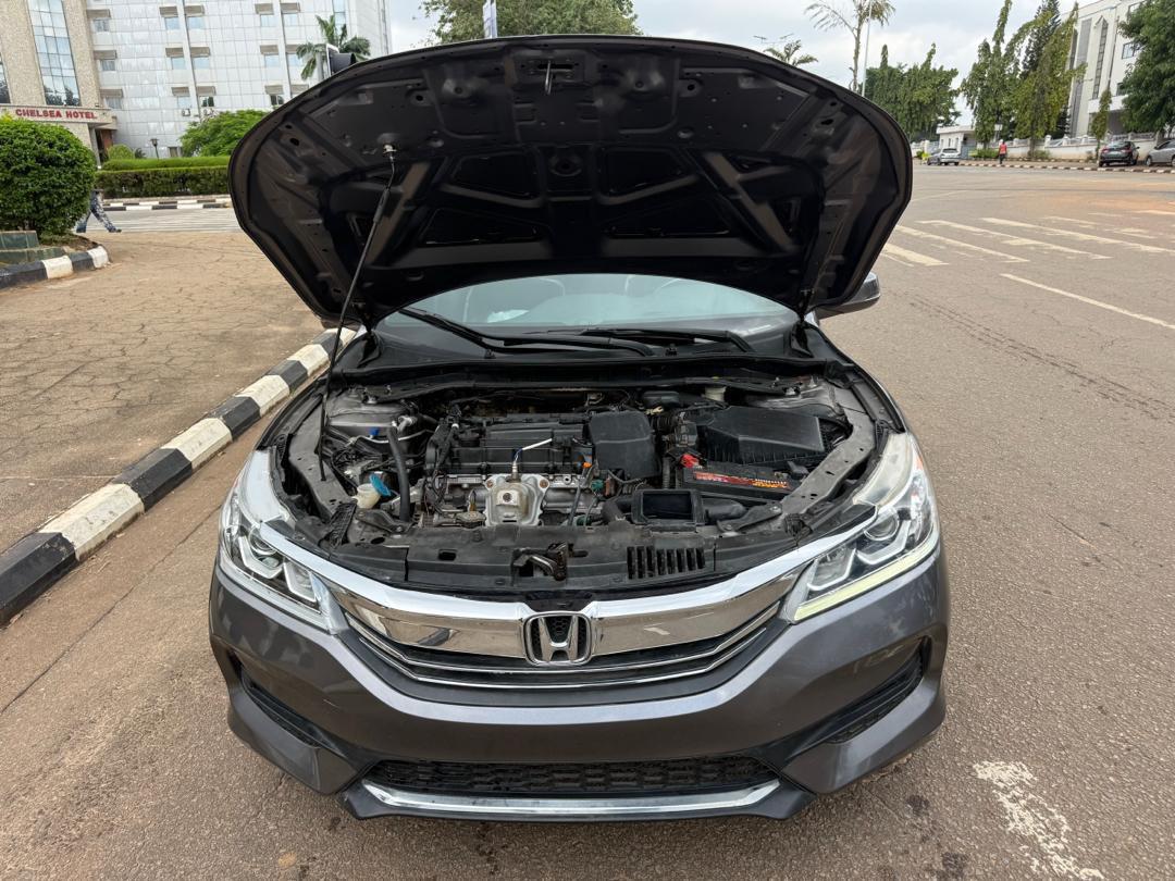 
								Mad Distress Sale!!! Foreign used 2017 HONDA ACCORD EX-L untampered system in excellent condition with original duty✅ 🏷️15M Net 📍Abuja deal full									