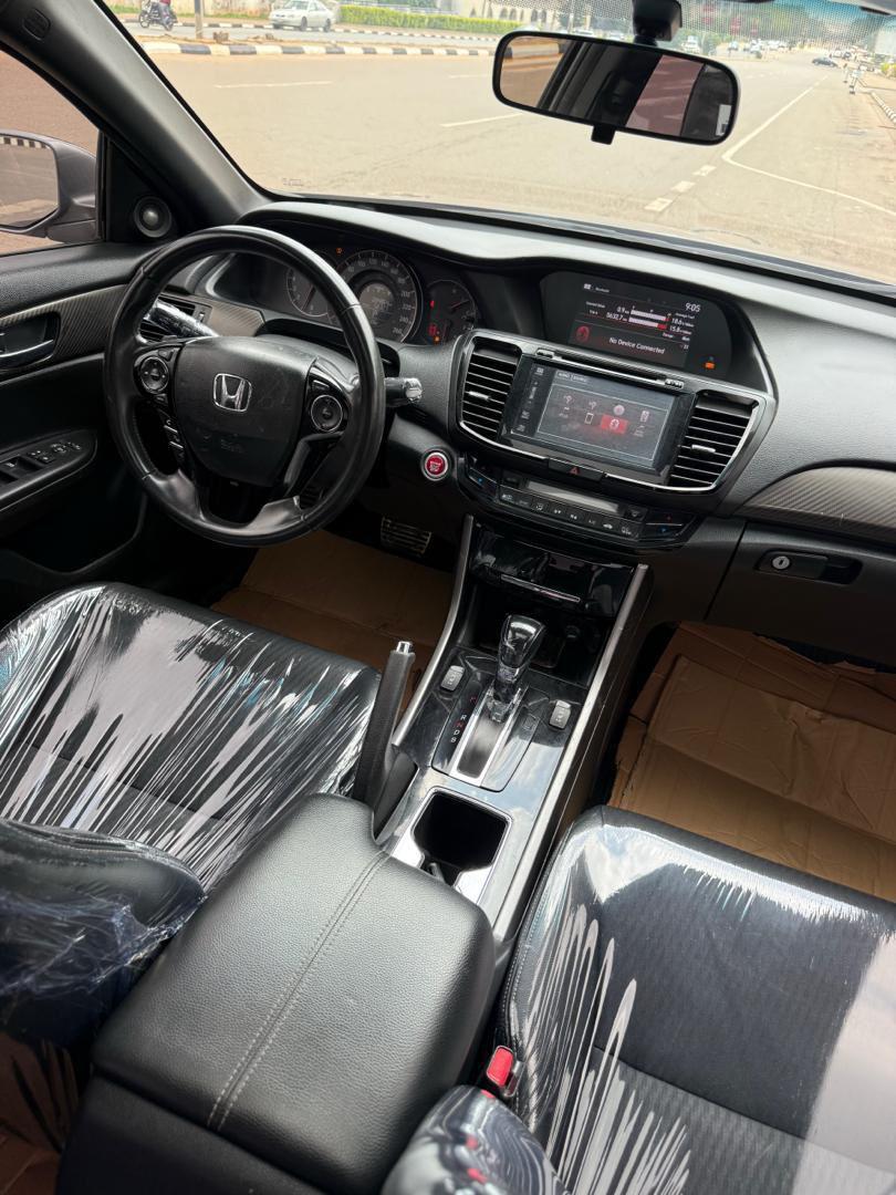 
								Mad Distress Sale!!! Foreign used 2017 HONDA ACCORD EX-L untampered system in excellent condition with original duty✅ 🏷️15M Net 📍Abuja deal full									