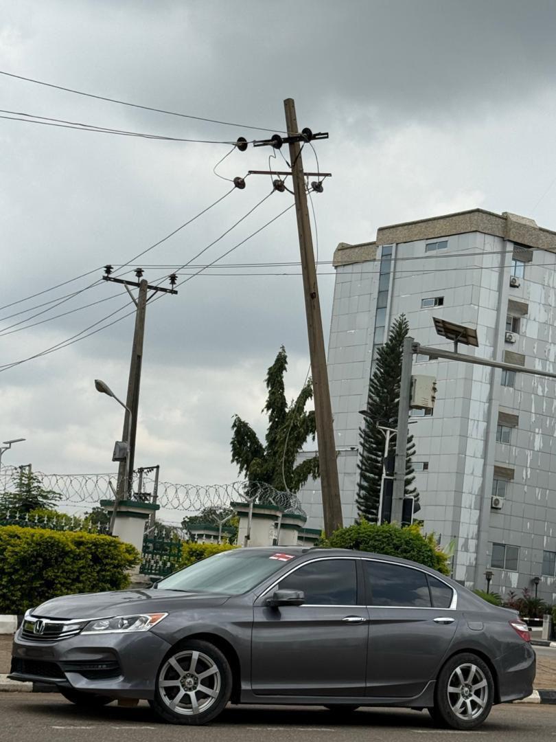 
								Mad Distress Sale!!! Foreign used 2017 HONDA ACCORD EX-L untampered system in excellent condition with original duty✅ 🏷️15M Net 📍Abuja deal full									