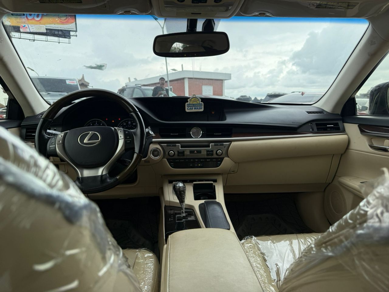 
								FOREIGN USED 🇺🇸 2015 LEXUS ES350 WITH PUSH TO START, SUNROOF AND VERIFIED DUTY VALID FOR 20.5 MILLION NAIRA ONLY full									