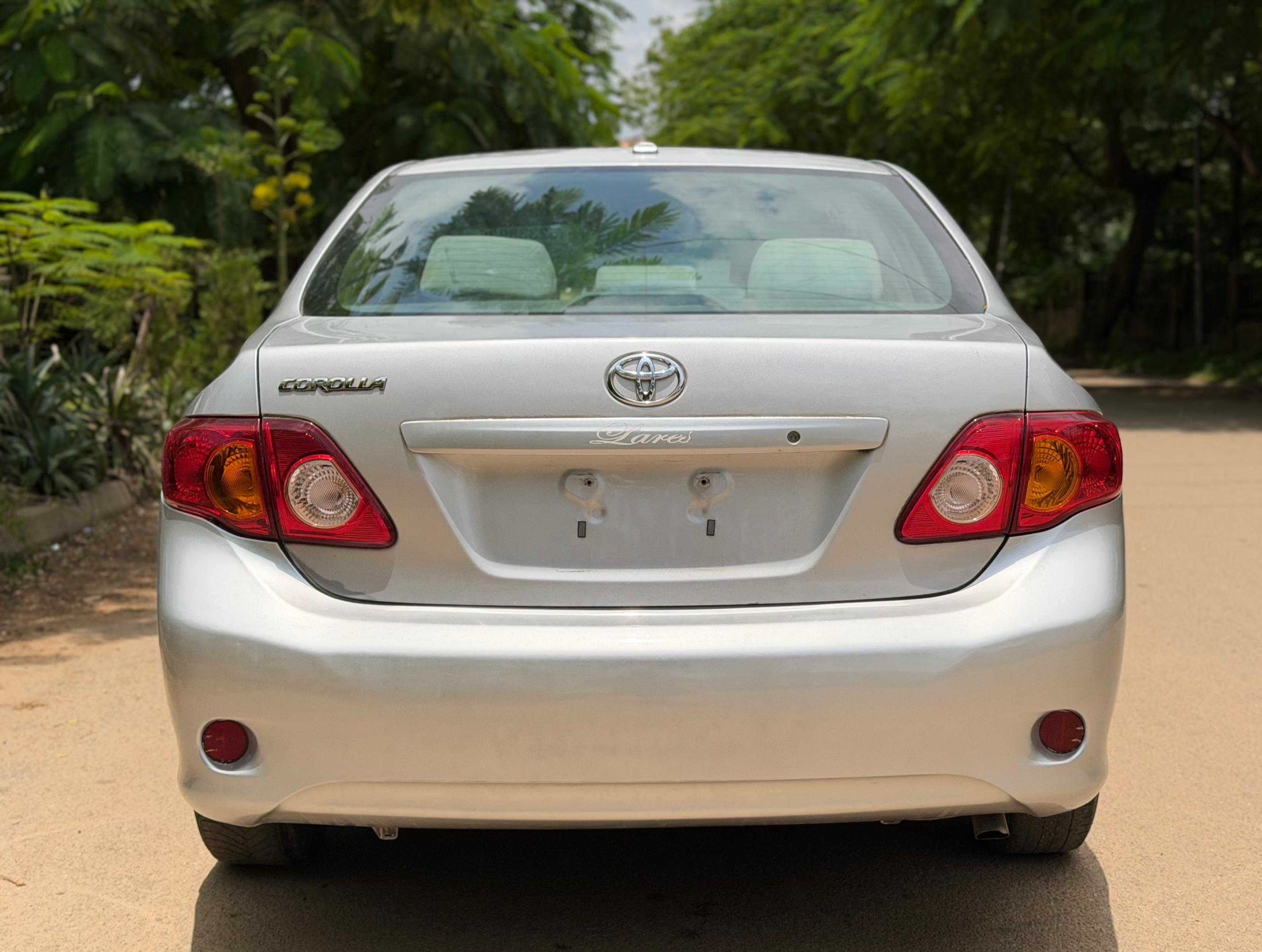 
								Awoof Deal: Extremely clean foreign used Toyota corolla LE 2010 on belt. Accident Free, going for just 9.8m with no single 9ja paint nor rust. No worry just press funds full									