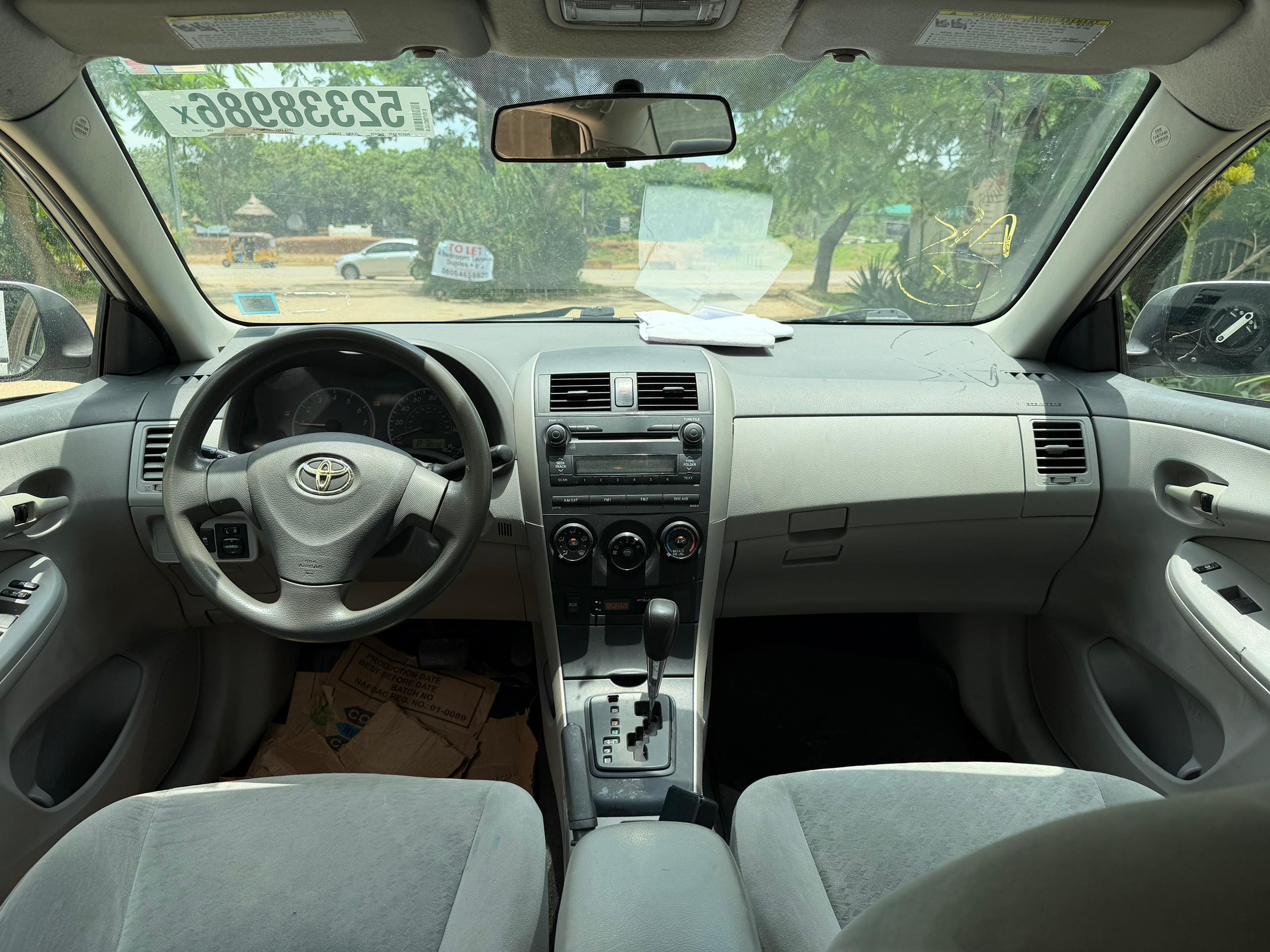 
								Awoof Deal: Extremely clean foreign used Toyota corolla LE 2010 on belt. Accident Free, going for just 9.8m with no single 9ja paint nor rust. No worry just press funds full									