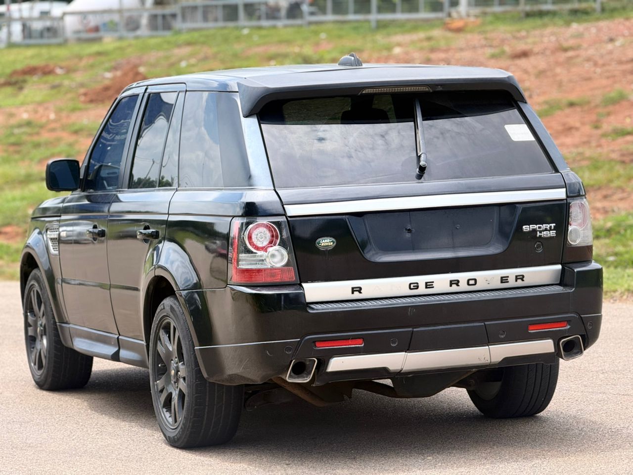 
								QUICK SALES!! EXTREMELY SHARP 2007 RANGE ROVER SPORTS HSE⚡⚡ WITH PROPER DOCUMENTATION  PRICE:3,999,999 📍ABUJA full									