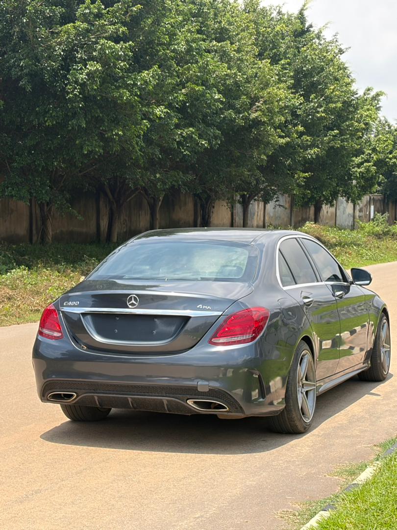 
								EXTREMELY SHARP 2015 MERCEDES BENZ C400⚡⚡ WITH PROPER DOCUMENTATION  PRICE:20M 📍ABUJA full									