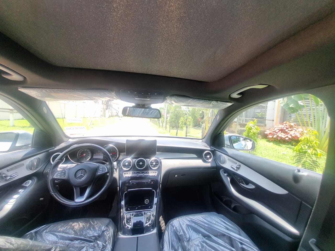 
								FOREIGN USED 2018  MERCEDES BENZ GLC 300⚡⚡ WITH PROPER DOCU0MENTATION  PRICE:30M 📍ABUJA full									
