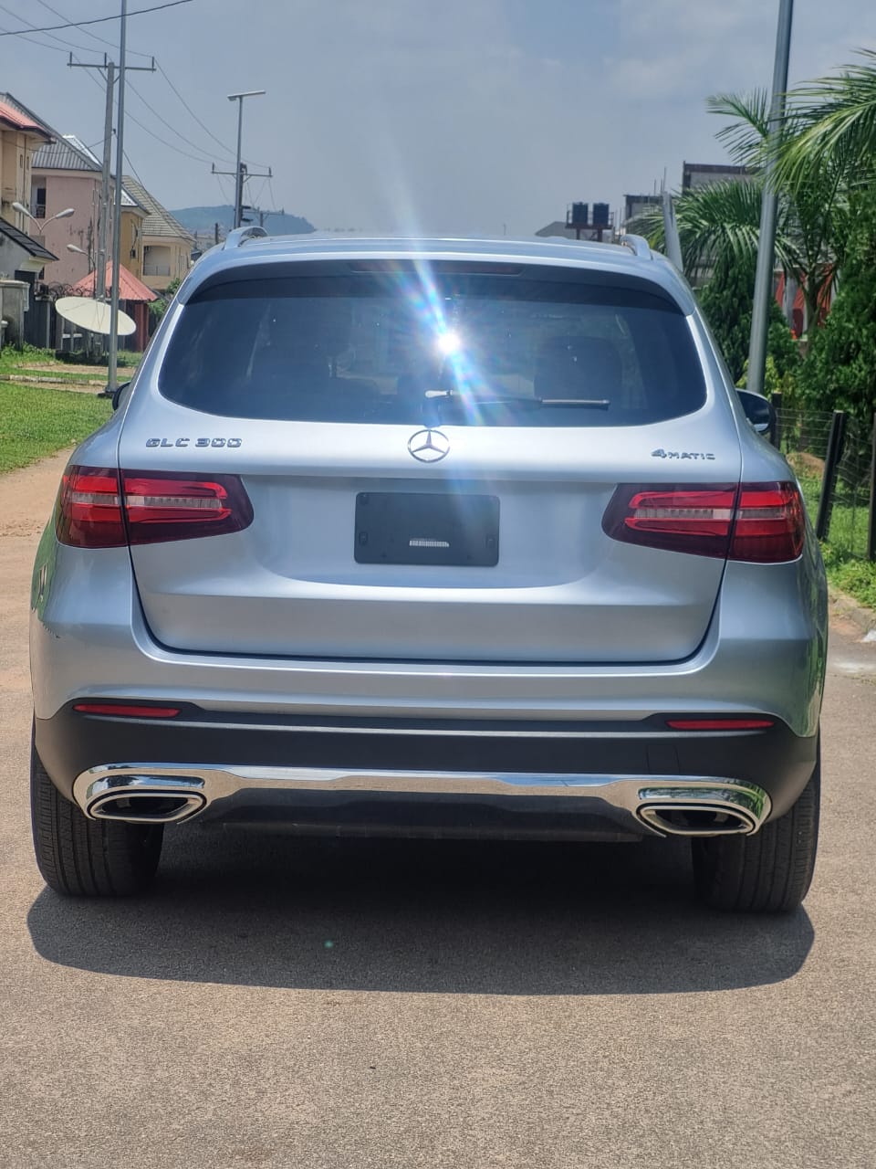 
								FOREIGN USED 2018  MERCEDES BENZ GLC 300⚡⚡ WITH PROPER DOCU0MENTATION  PRICE:30M 📍ABUJA full									