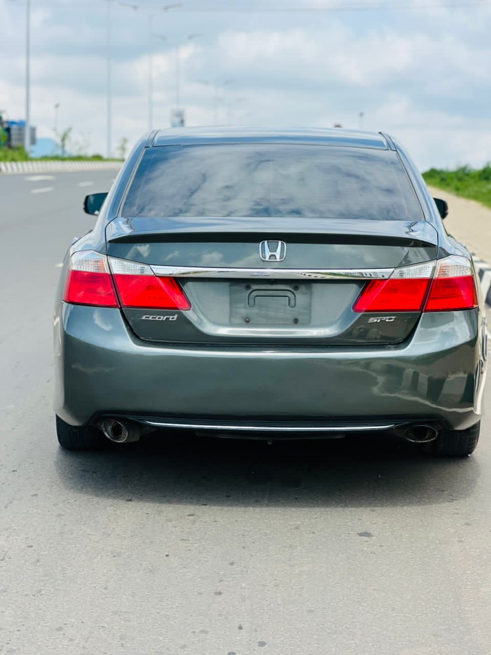 
								Distressed 2014 Honda accord with sound engine and gear going for 7.3 million only!!! full									