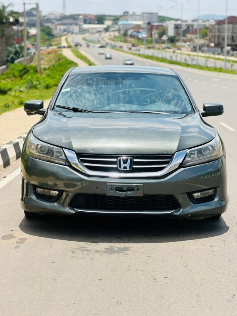 Distressed 2014 Honda accord with sound engine and gear going for 7.3 million only!!!
