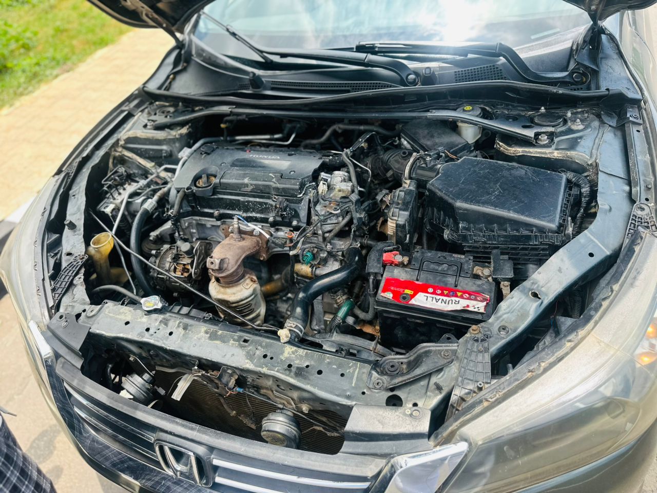 
								Distressed 2014 Honda accord with sound engine and gear going for 7.3 million only!!! full									