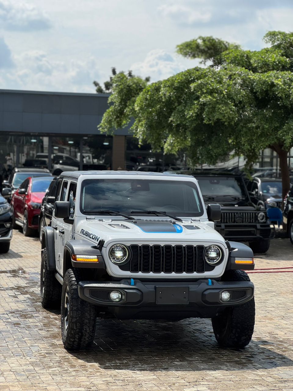 
								2024 JEEP WRANGLER 4XE   With original duty  Clean black interior  Going for 115m  Abuja deal full									