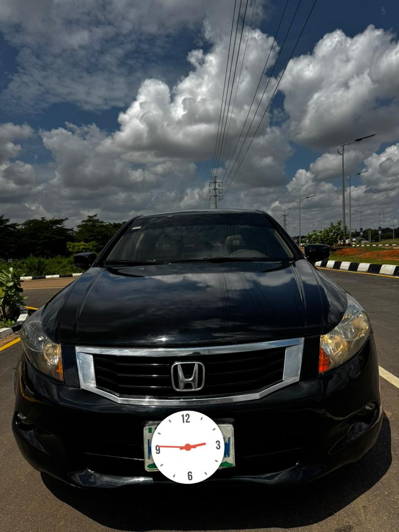 
								Giveaway Deal‼️‼️‼️ Neatly Used 2010 V6 Honda Accord (Android Screen & Sunroof) with duty going for just 5.3m Net with our sambo with me Lugbe Abuja📍 ZERO CHAIN DEAL full									