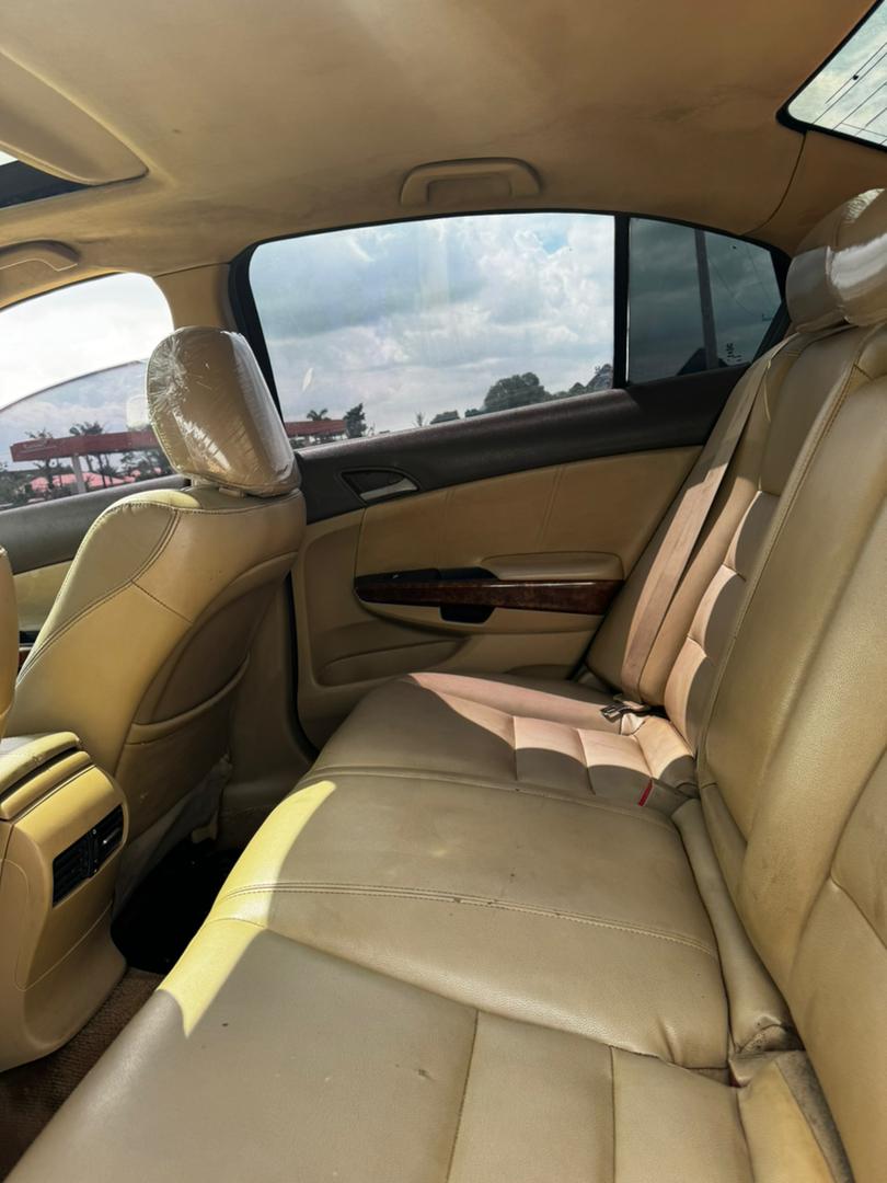 
								Giveaway Deal‼️‼️‼️ Neatly Used 2010 V6 Honda Accord (Android Screen & Sunroof) with duty going for just 5.3m Net with our sambo with me Lugbe Abuja📍 ZERO CHAIN DEAL full									