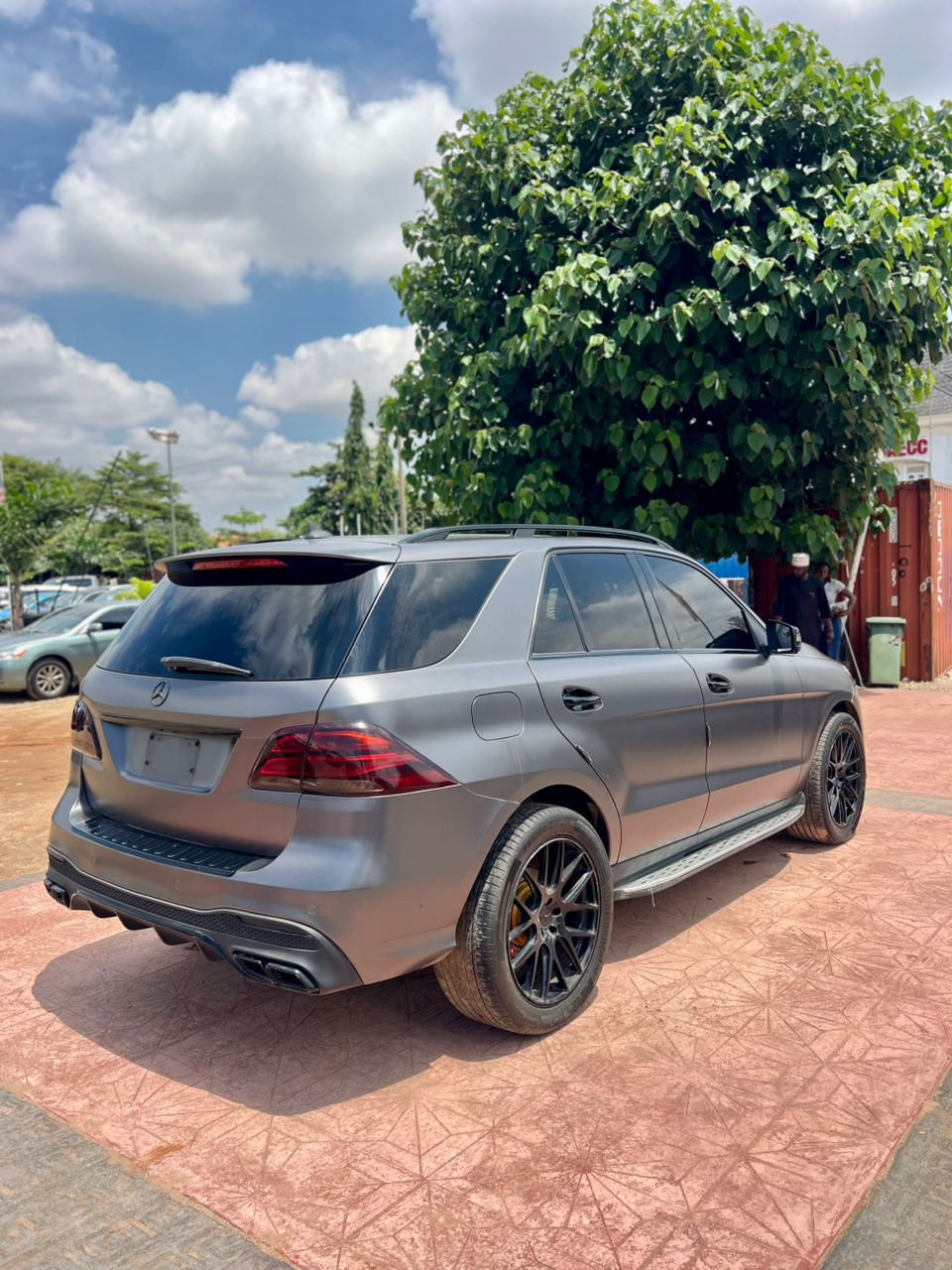 
								Neatly Used Mercedes Benz ML350 2013 ⬆️ GLE350 in perfect condition Legally Registered  Buy and Drive   17 Million full									