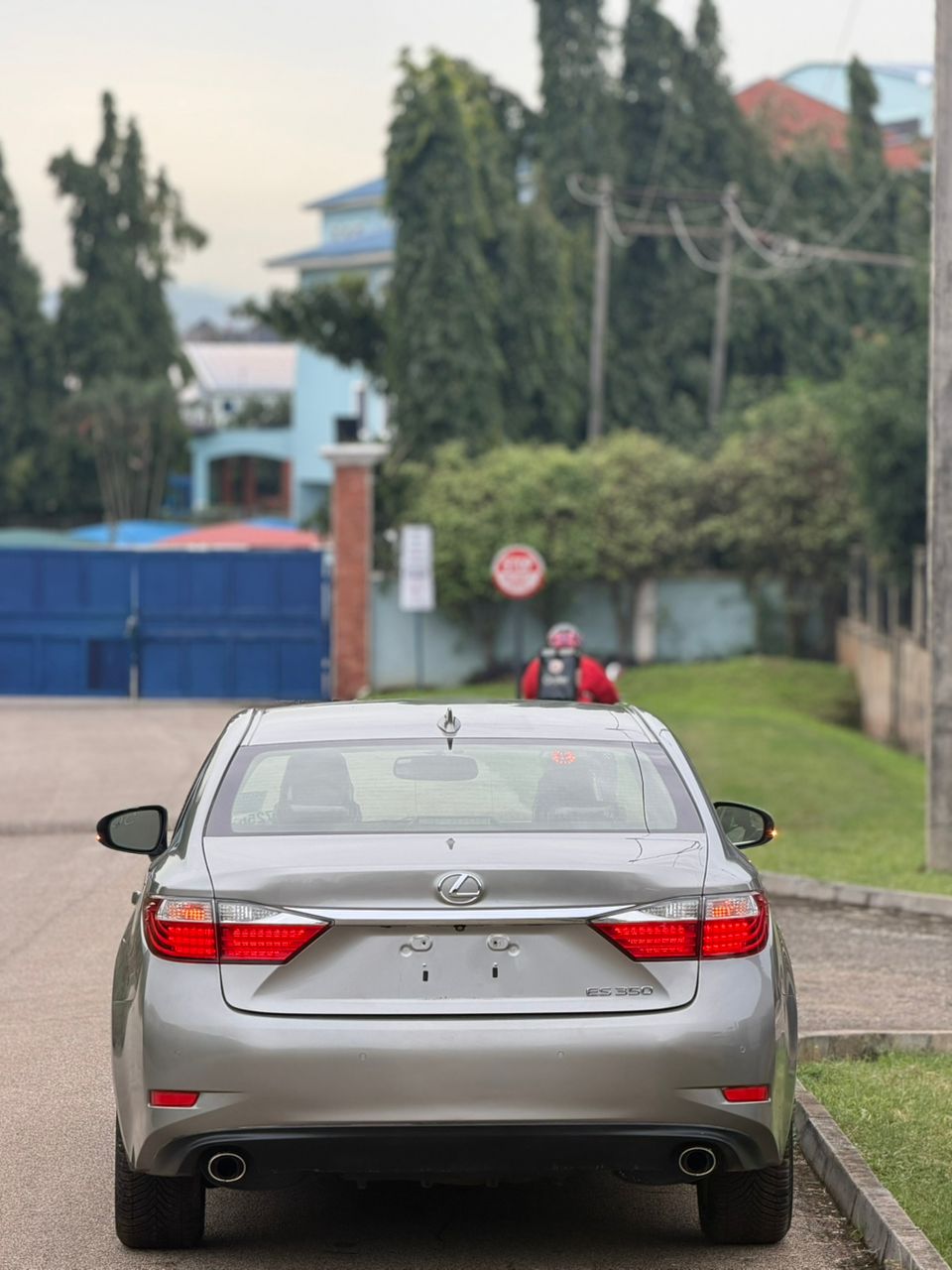 
								Foreign Used Lexus ES350 2015 for just 18m Abuj full									