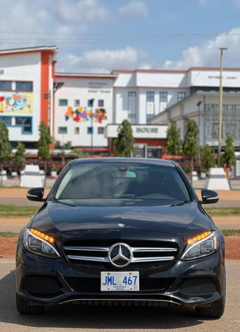 MERCEDES-BENZ z300 Super clean  2015 Model  Original duty ☑️ 🏷️13.9M 📍Abuja