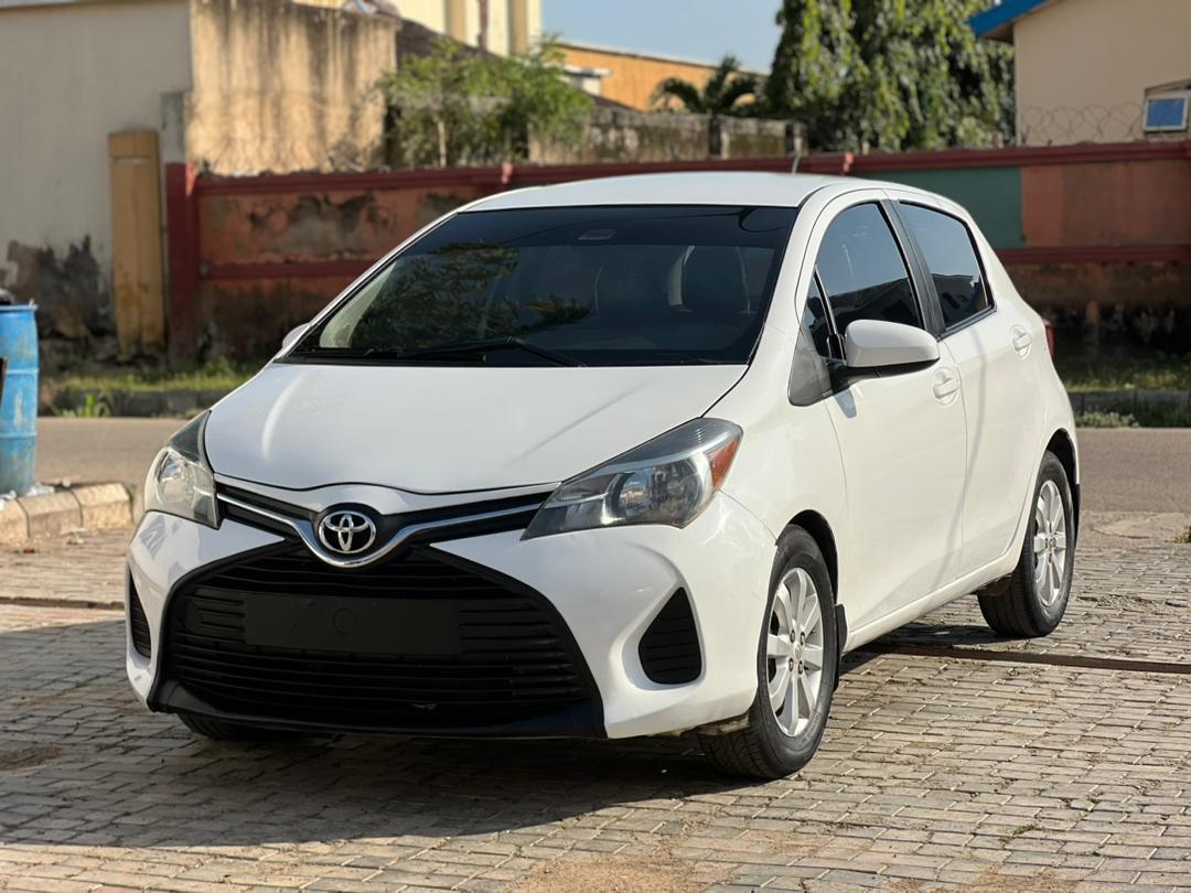 
								SUPER CLEAN‼️  FEW MONTHS USED 2017 MODEL TOYOTA YARIS  ORIGINAL DUTY 💰N10,200,000 full									